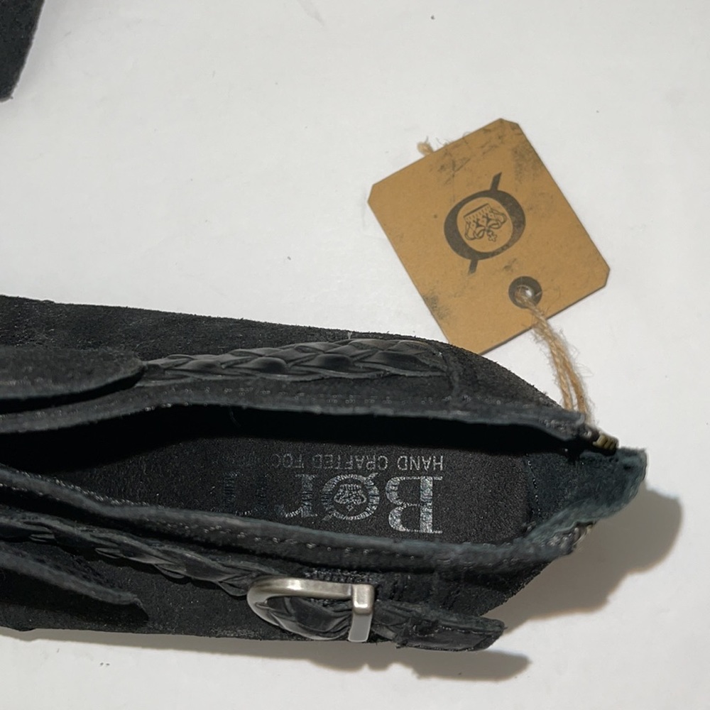 Born black round toe ankle boots sizes of 7 7.5 - Picture 2 of 10